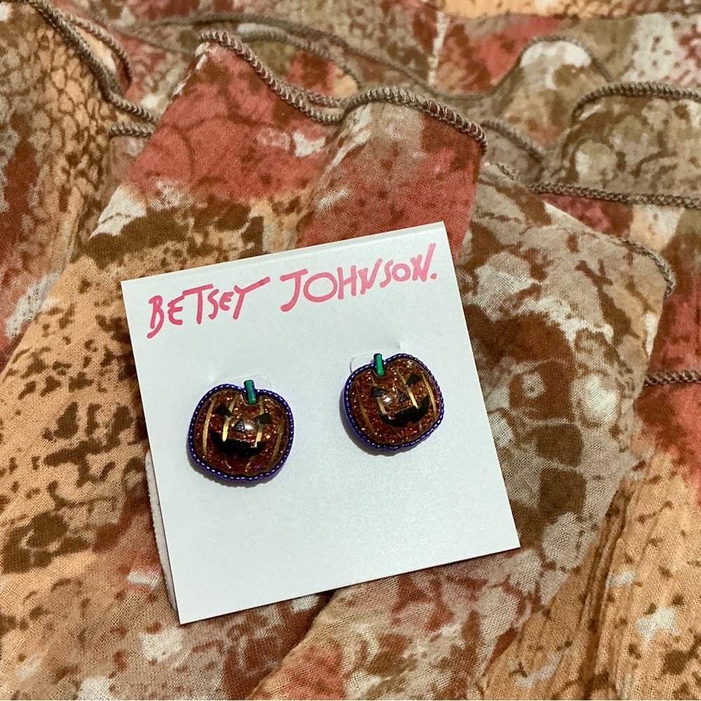BETSY JOHNSON Halloween Jack-O-Lantern Pumpkin Face Orange Black Stud Earrings - Picture 6 of 13